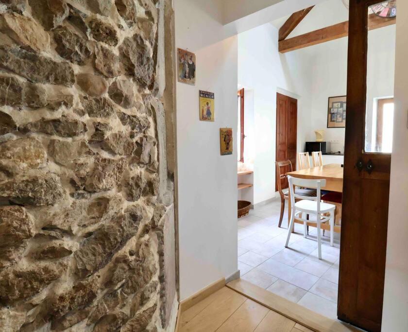 Les Hauts Du Chateau Chambery Exterior photo