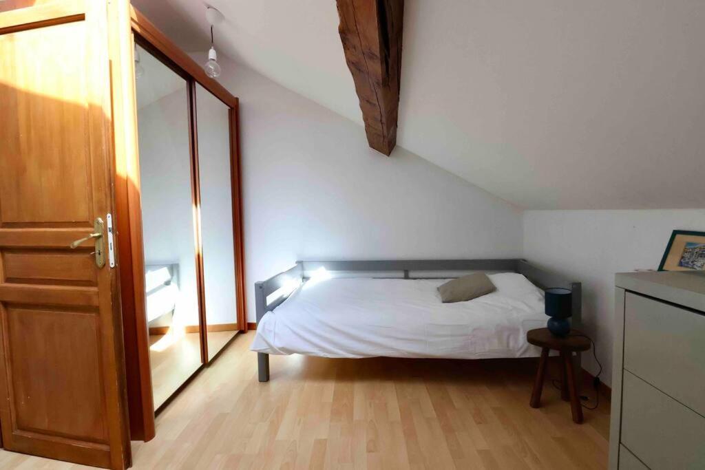 Les Hauts Du Chateau Chambery Exterior photo