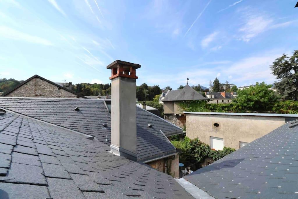 Les Hauts Du Chateau Chambery Exterior photo